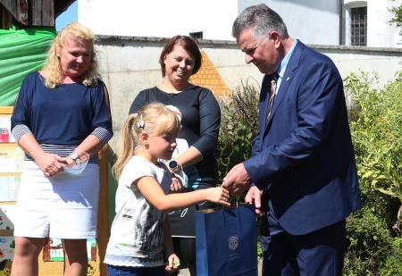 SPREJEM PRVOŠOLČKOV UNEC 23 FOTO LJUBO VUKELIČ